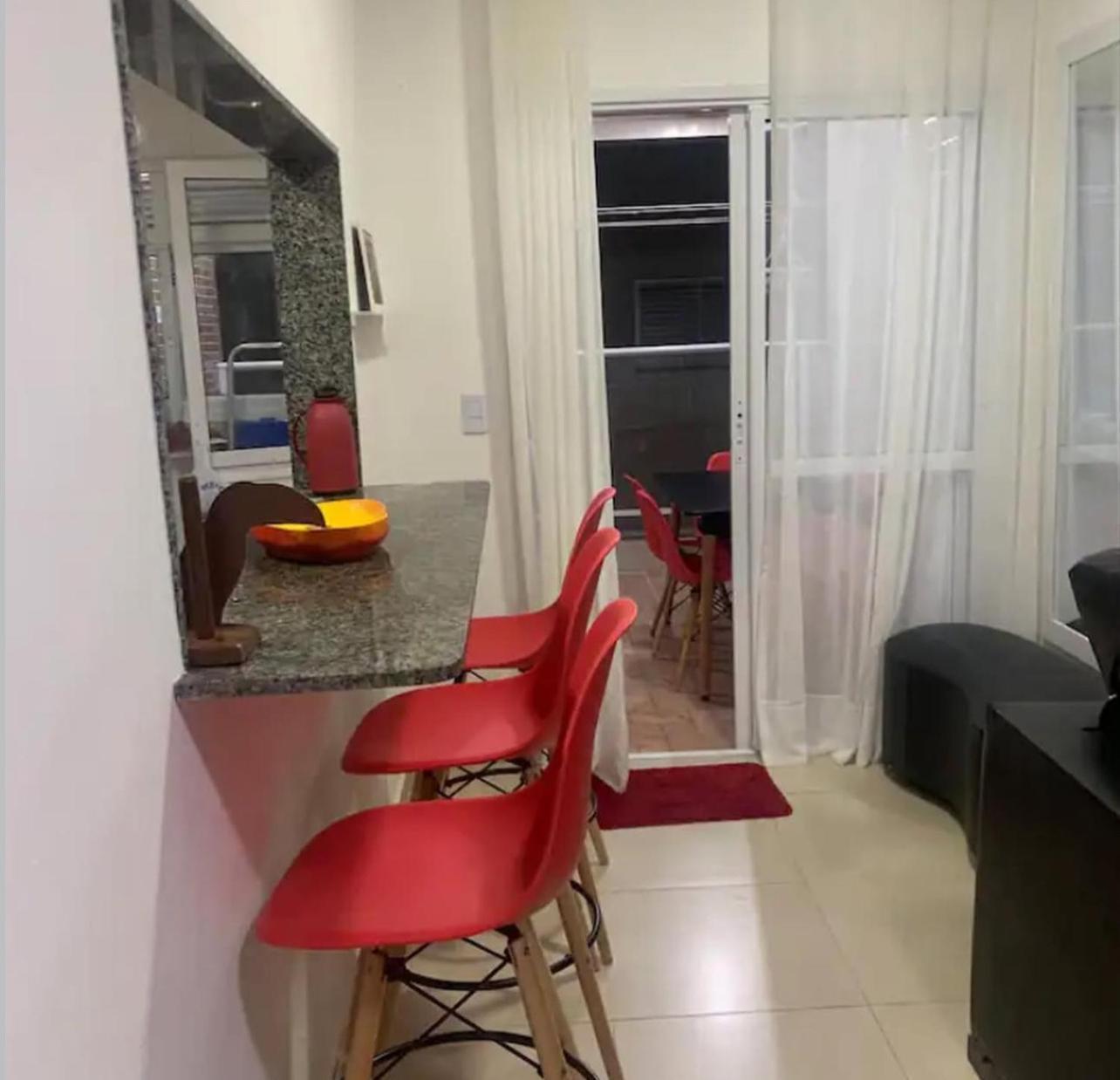 Na Localizacao De Ubatuba, Com Duas Varandas Apartamento Ubatuba
